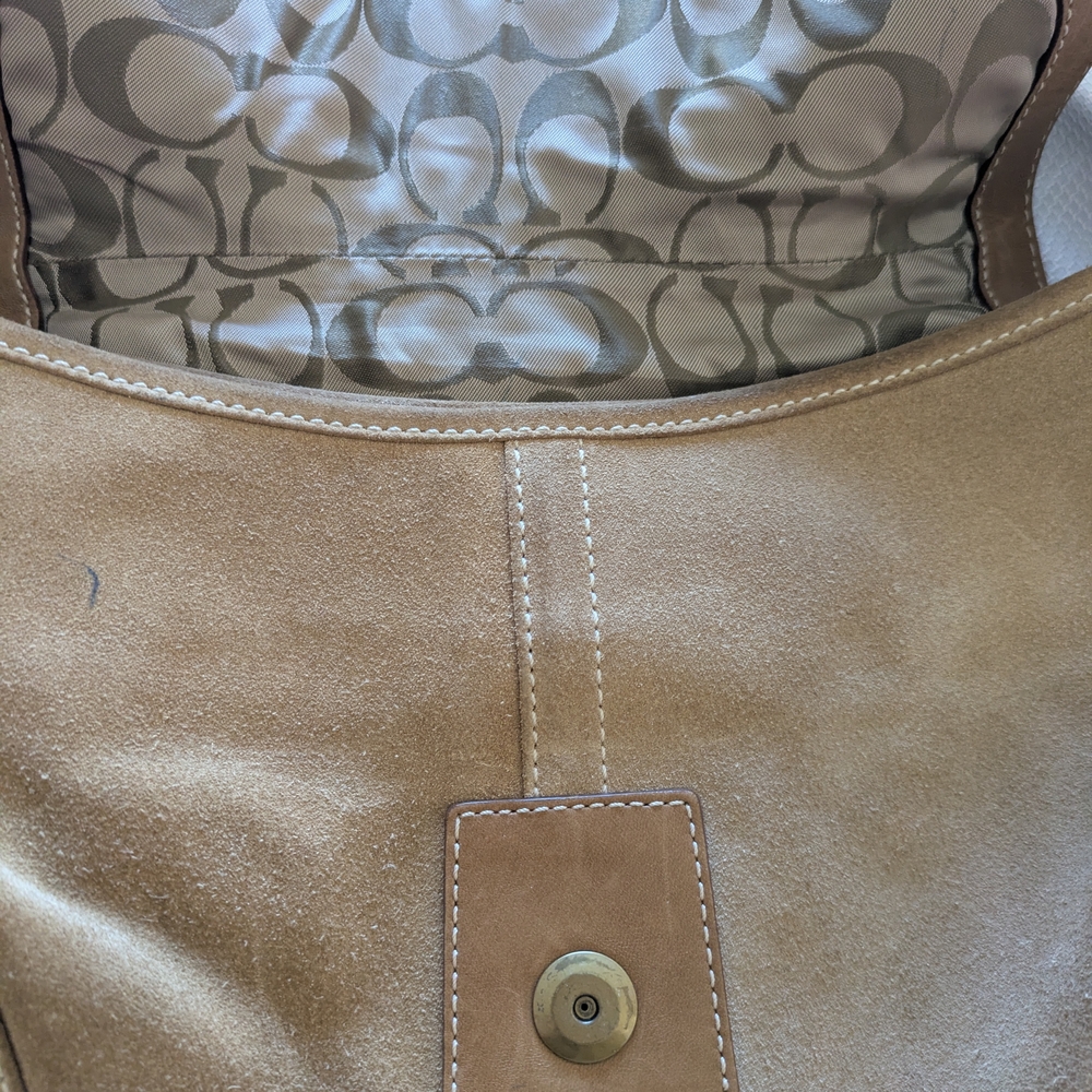 Coach Vintage Tan Suede Hobo Bag with 2 small ink marks. - Picture 5 of 8